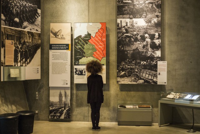 An exhibit at Yad Vashem. (Ilia Yefimovich/Getty)