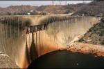 Zambia's Kariba Dam. (Source: Joe McKenna/flickr)