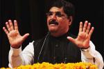 Indian Rural Development Minister Gopinath Munde died on Tuesday after a head-on road collision in New Delhi.