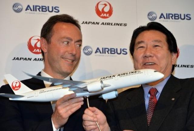 Airbus president Fabrice Bregier (L) and Japan Airlines (JAL) president Yoshiharu Ueki (R) display a scale model of an Airbus A350 as they announce that JAL will purchase Airbus A350 planes in Tokyo on October 7, 2013. Airbus president Fabrice Bregier (L) and Japan Airlines (JAL) president Yoshiharu Ueki (R) display a scale model of an Airbus A350 as they announce that JAL will purchase Airbus A350 planes in Tokyo on October 7, 2013.