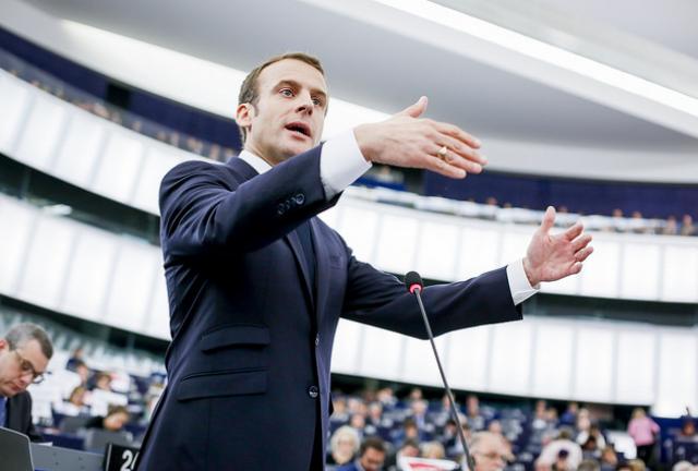 French President Emmanuel Macron urged the EU leaders to stay tough against Theresa May's Brexit approach. 