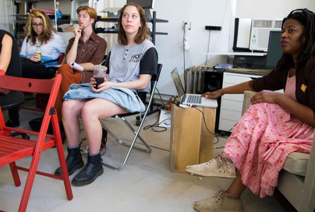 Simone Leigh (extreme right) gives a lecture to the New York Arts Practicum.